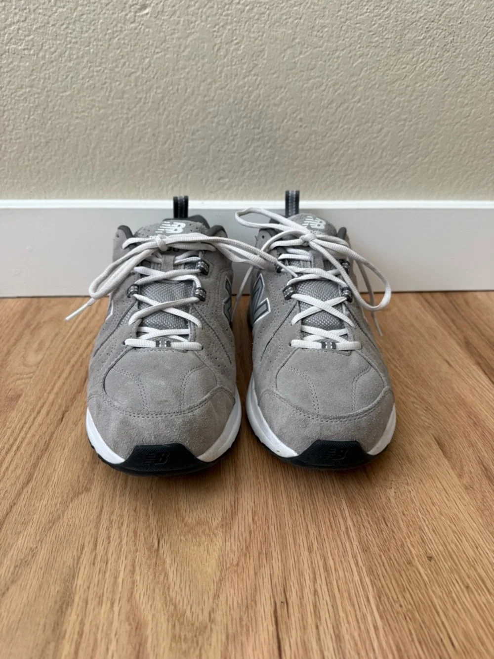 New Balance 608 v5 Grey Suede Sneakers Men’s Size 10 Extra Wide